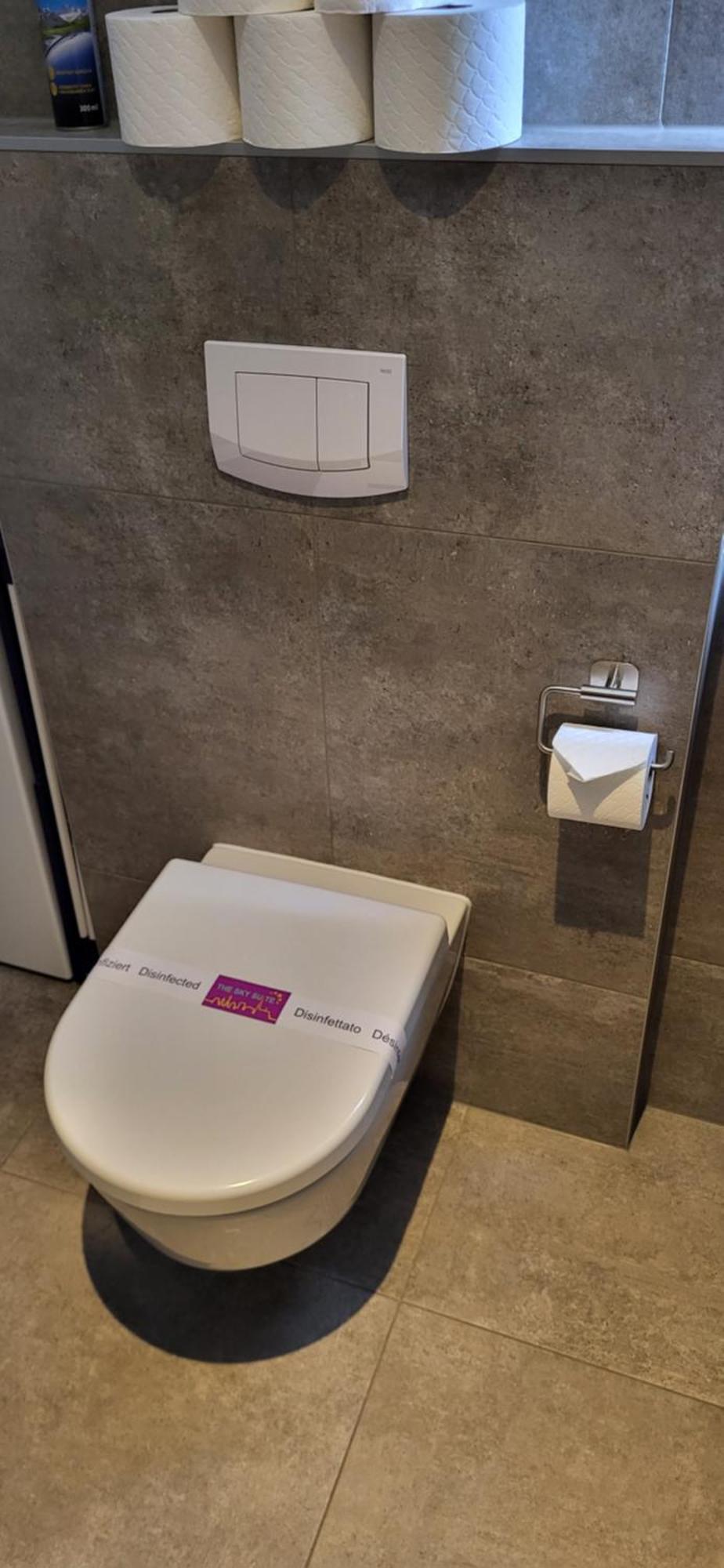 Skysuite Holiday Home Wina Bagian luar foto