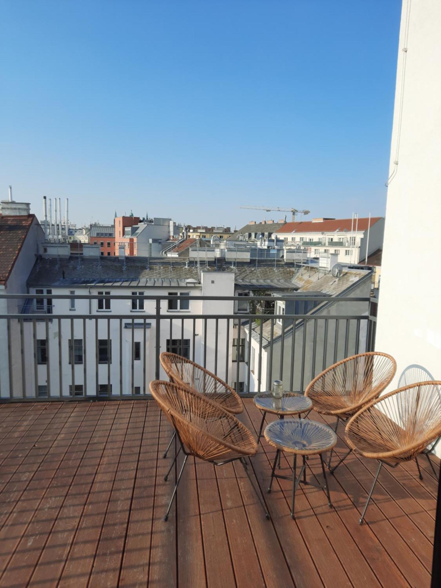 Skysuite Holiday Home Wina Bagian luar foto